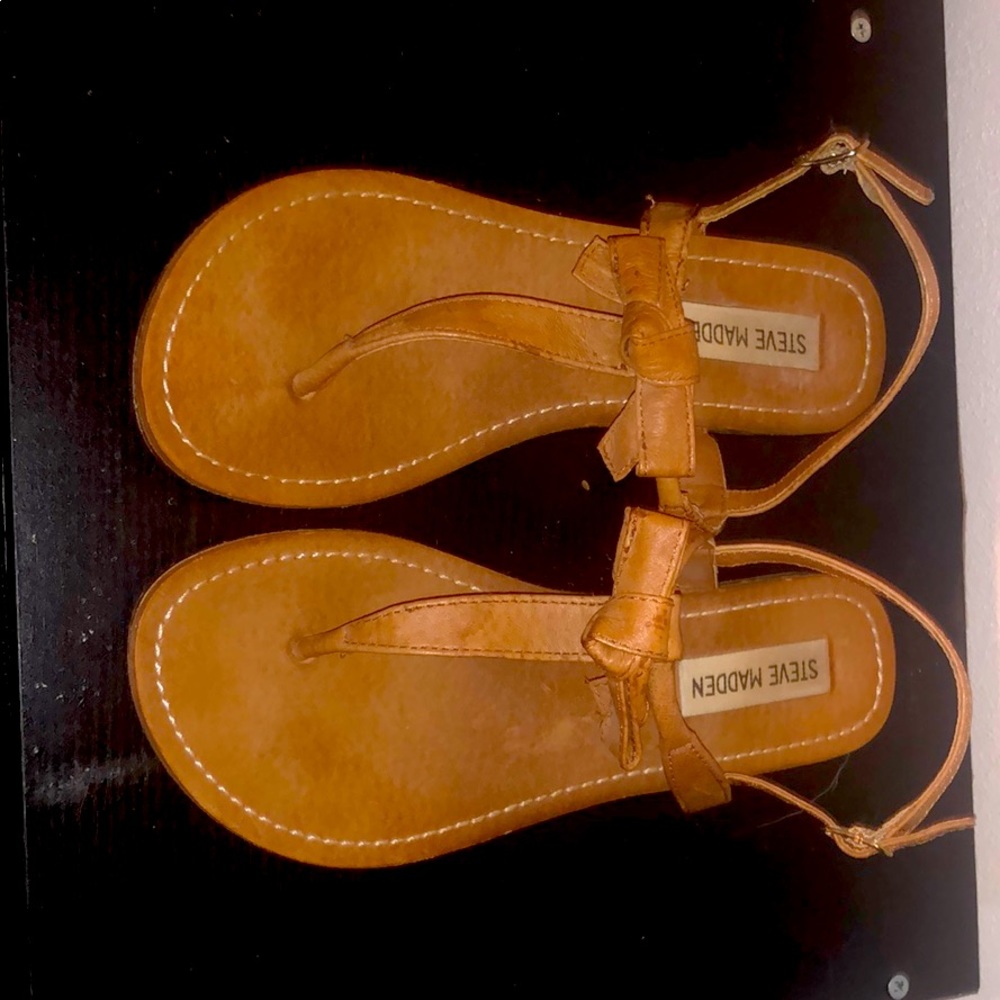 Steve Madden size 6 sandals